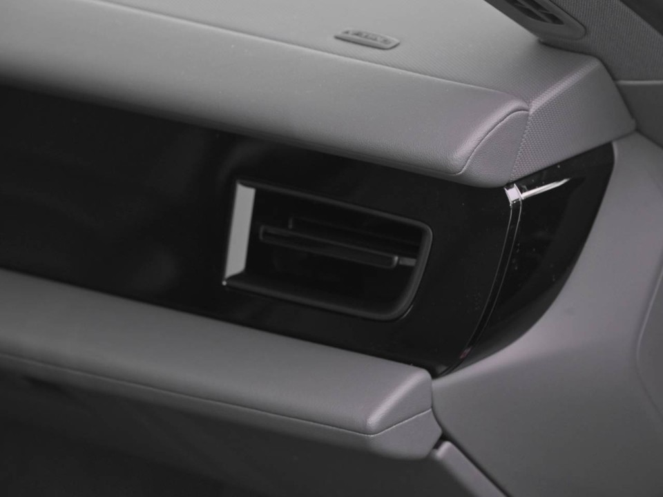 Porsche Taycan - foto 17