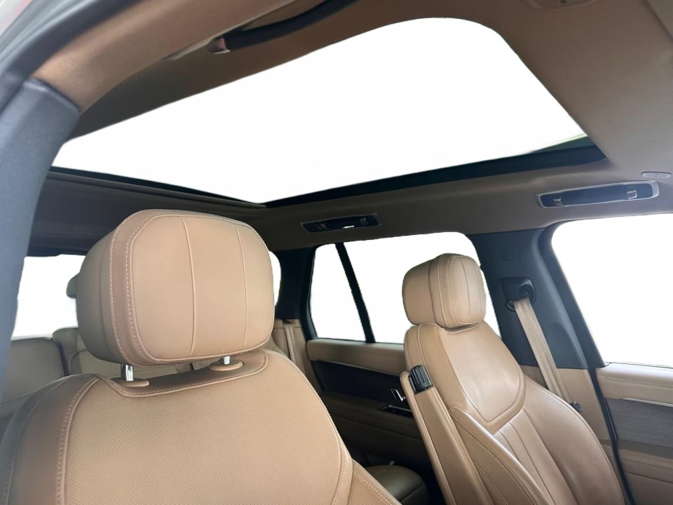 Land Rover Range Rover P400 HSE - foto 19