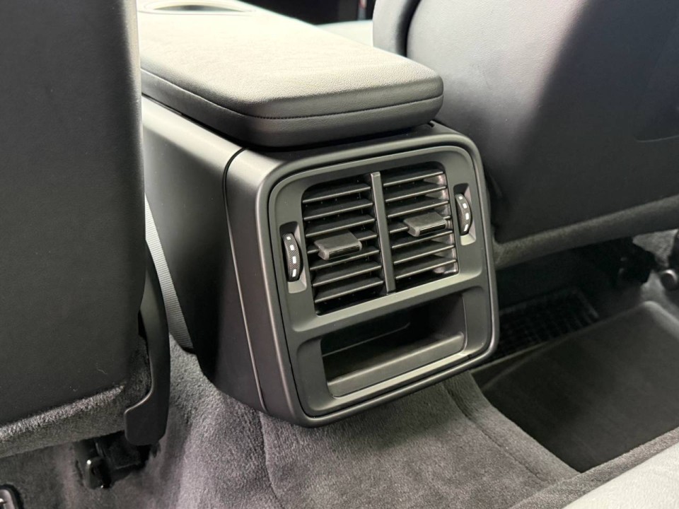 Porsche Taycan - foto 22