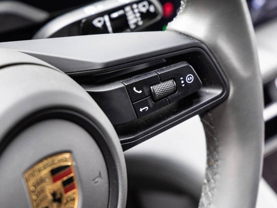Porsche Taycan Sport Turismo - foto 16