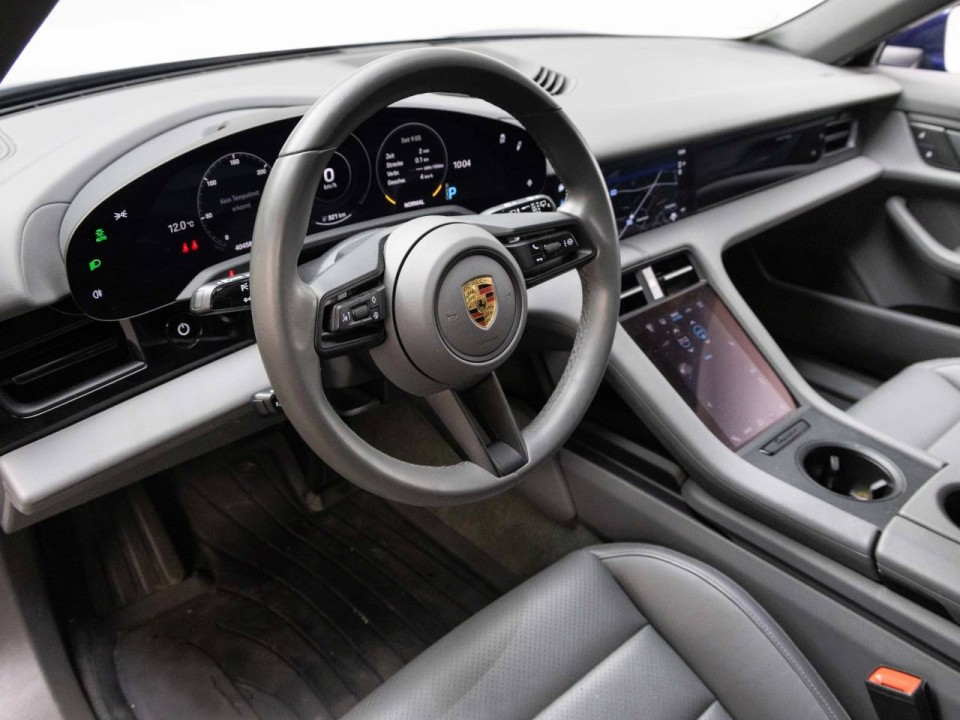 Porsche Taycan Sport Turismo - foto 13