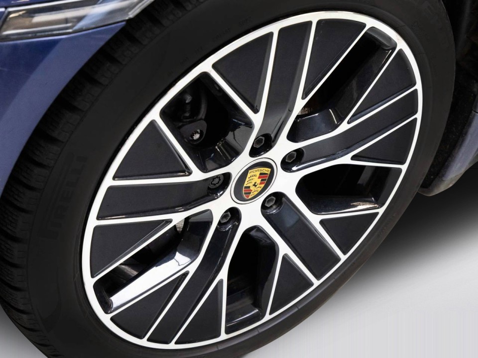Porsche Taycan Sport Turismo - foto 31