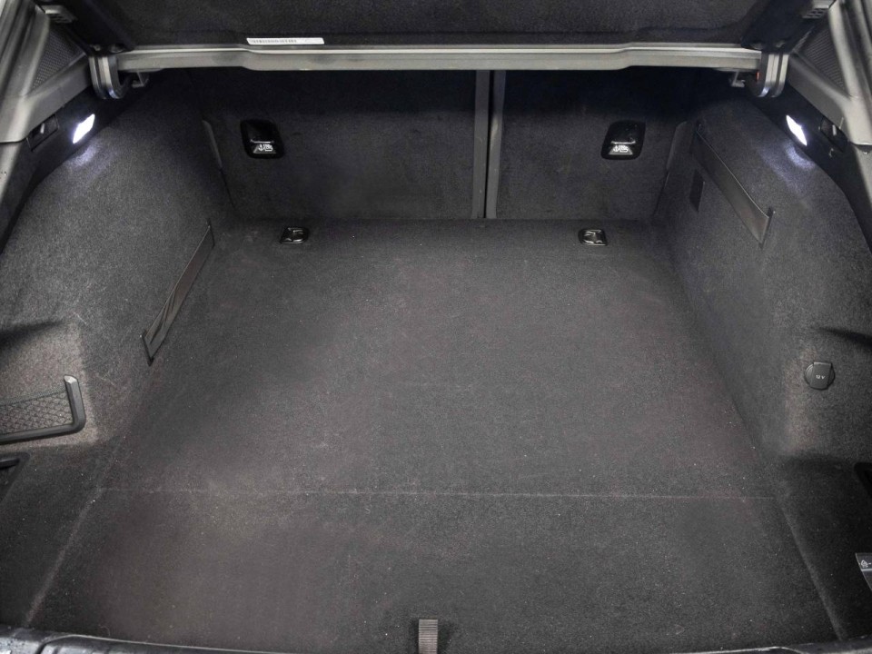 Porsche Taycan Sport Turismo - foto 29