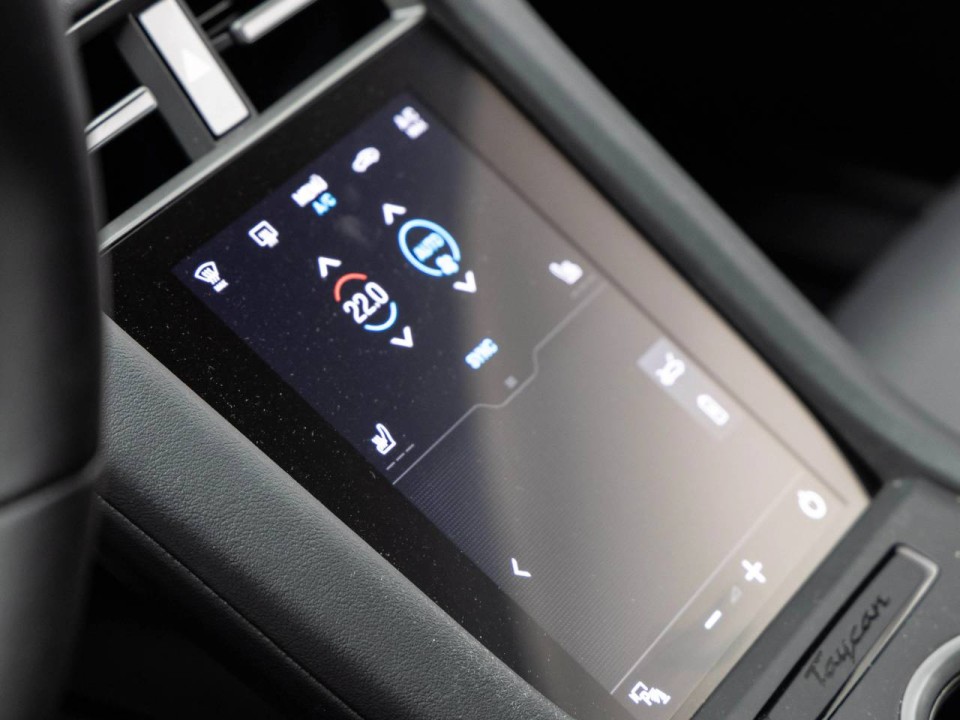 Porsche Taycan 4 Cross Turismo - foto 19