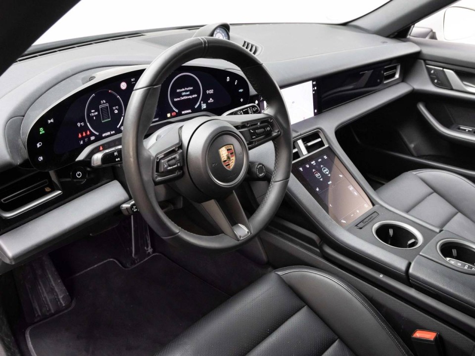 Porsche Taycan 4 Cross Turismo - foto 13