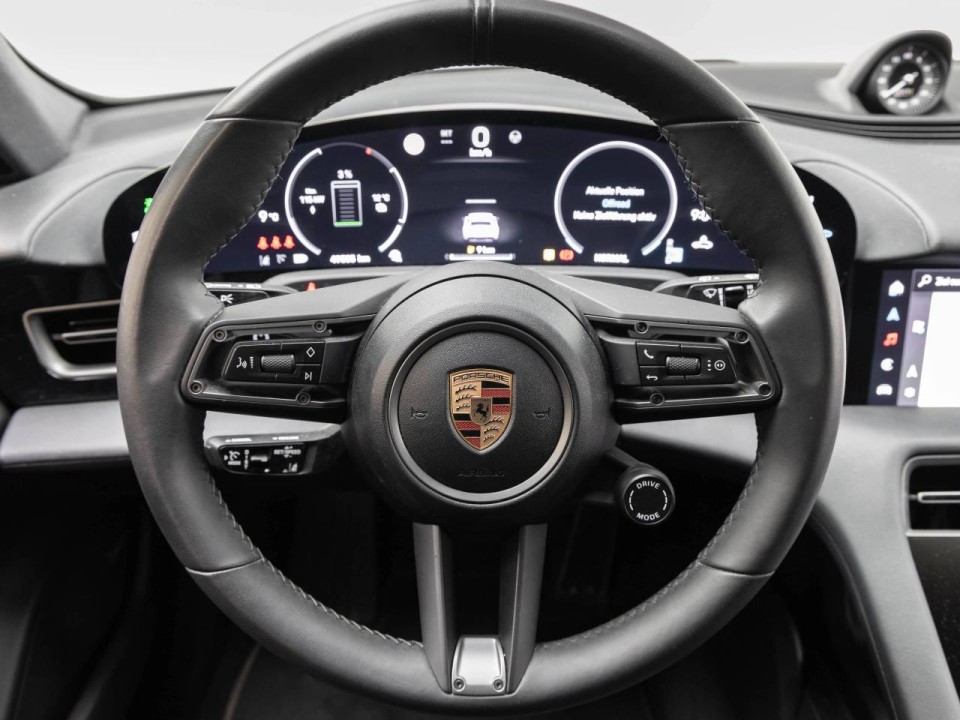 Porsche Taycan 4 Cross Turismo - foto 15