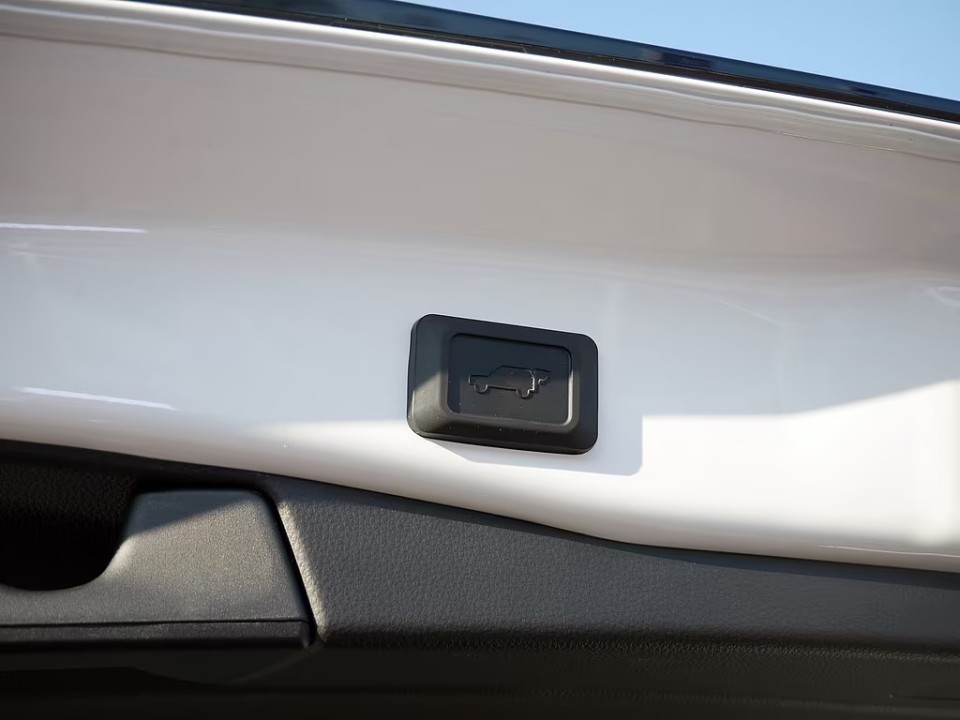 Toyota RAV4 - foto 21