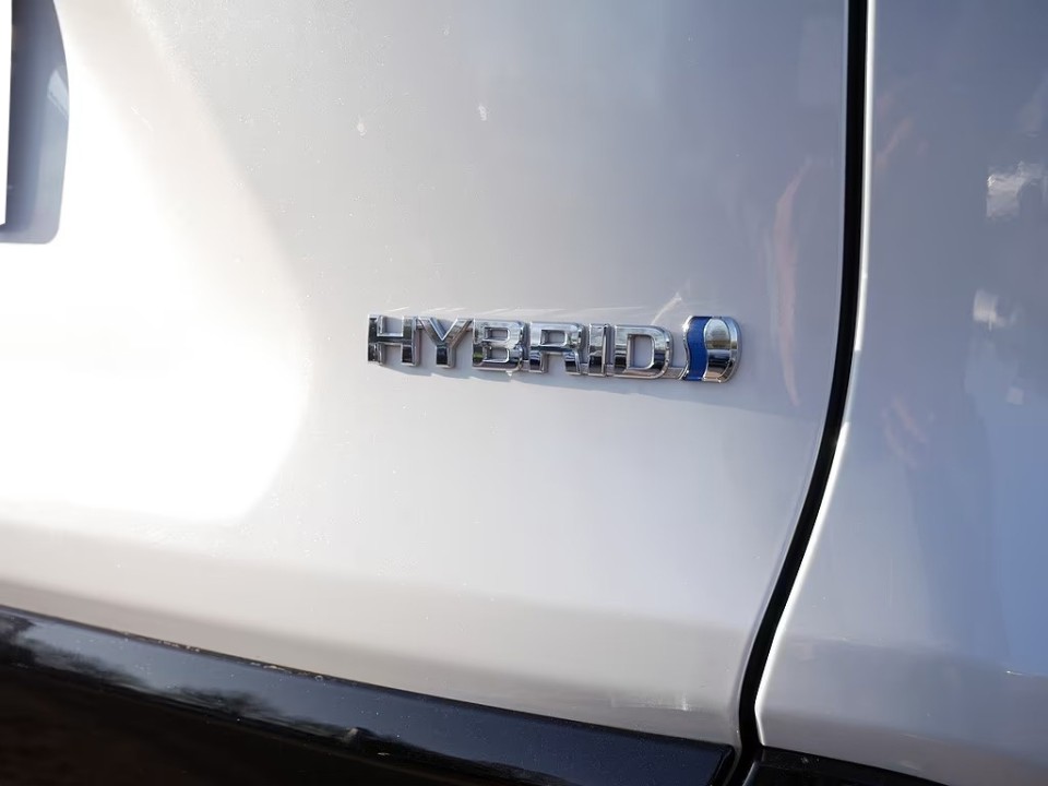 Toyota RAV4 - foto 26