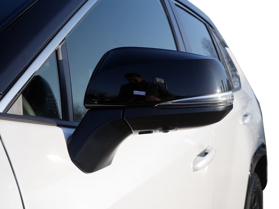 Toyota RAV4 - foto 23