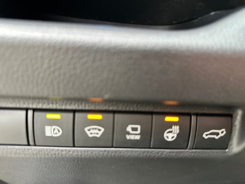 Toyota RAV4 - foto 13