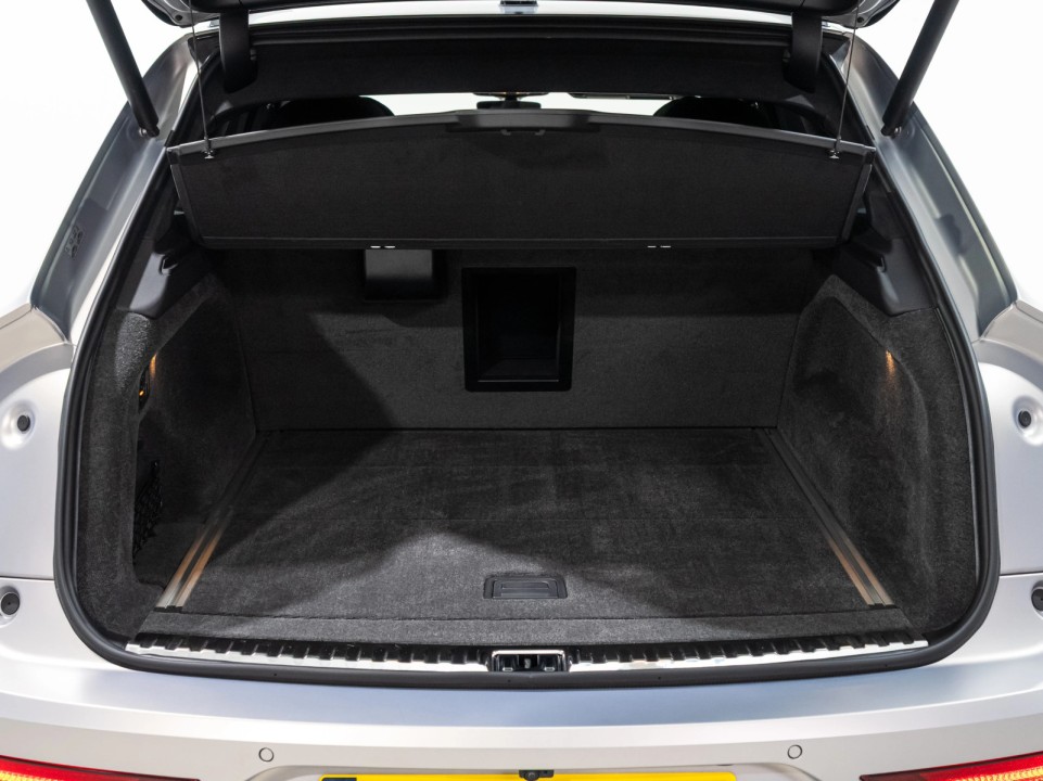 Bentley Bentayga S Black Edition V8 - foto 22