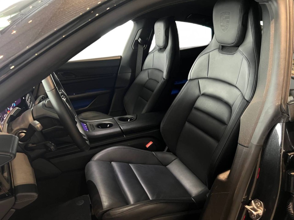 Porsche Taycan 4S - foto 9
