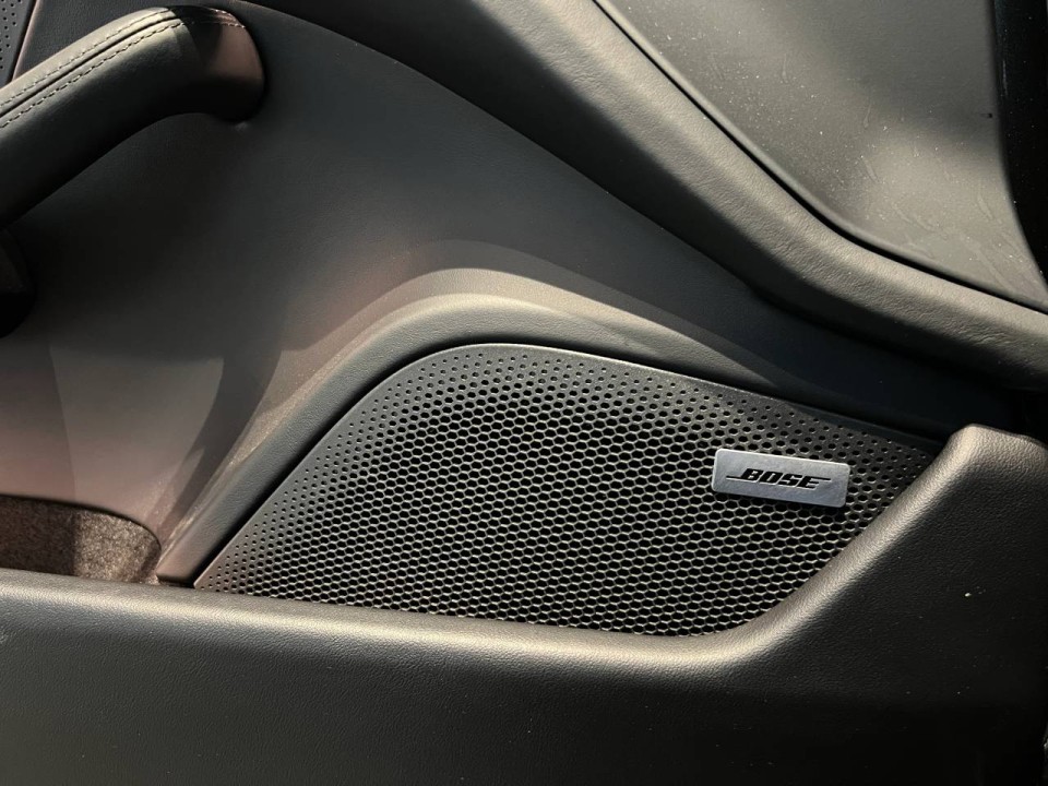 Porsche Taycan 4S - foto 24