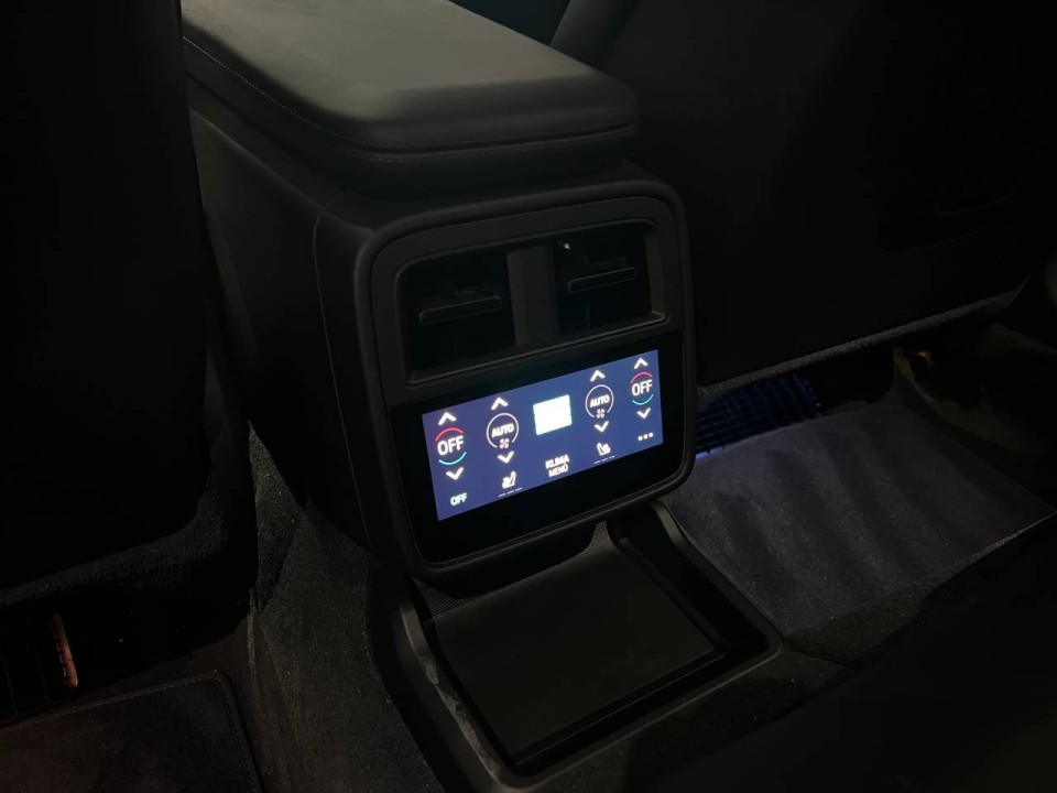 Porsche Taycan 4S - foto 22