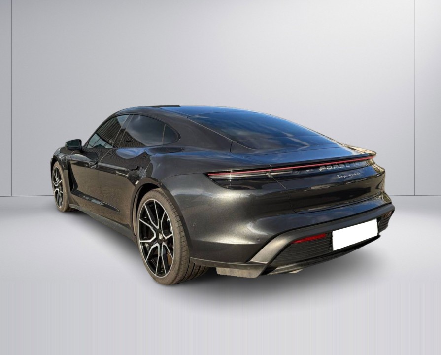 Porsche Taycan 4S (5)