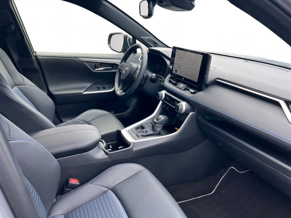 Toyota RAV4 - foto 11