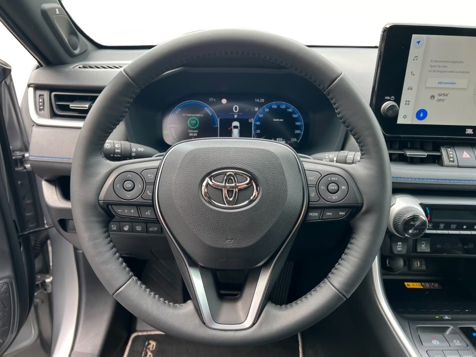 Toyota RAV4 - foto 8