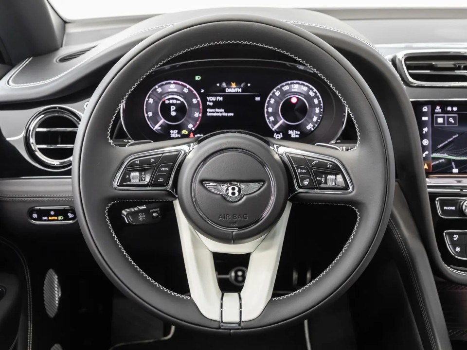 Bentley Bentayga S V8 - foto 9