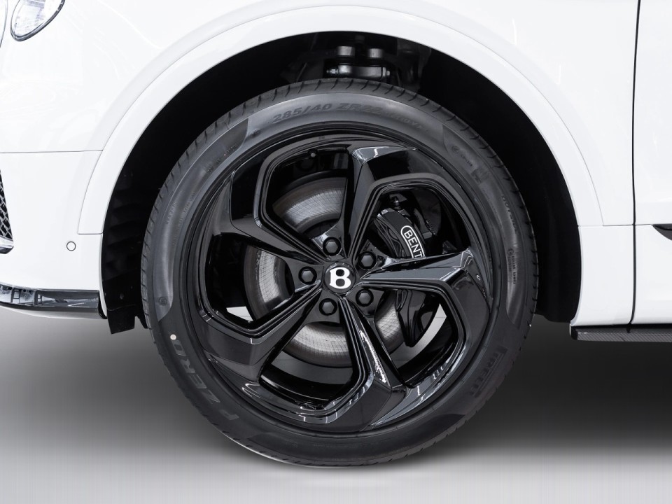 Bentley Bentayga S V8 - foto 28