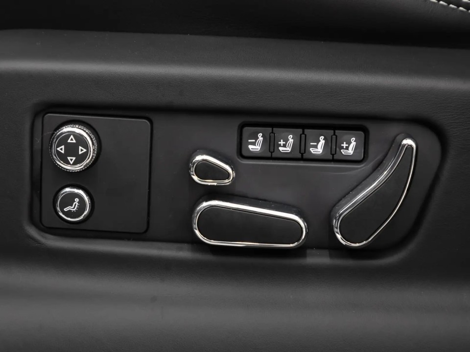 Bentley Bentayga S V8 - foto 13