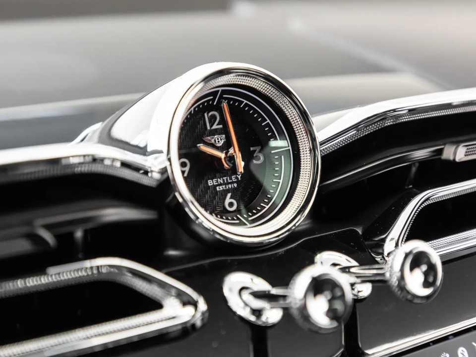 Bentley Bentayga S V8 - foto 15