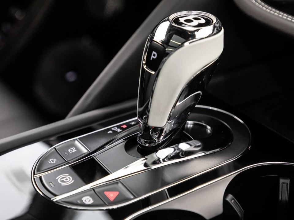 Bentley Bentayga S V8 - foto 10