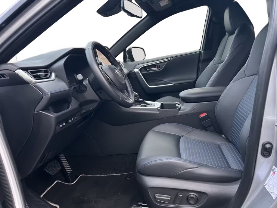 Toyota RAV4 - foto 10