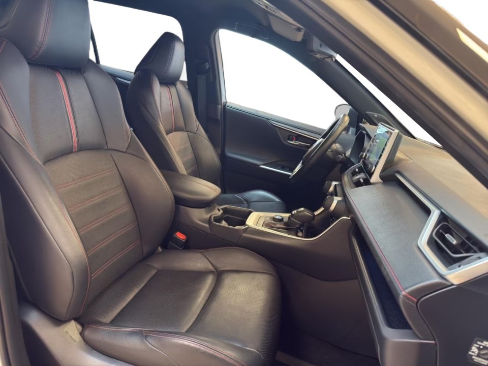 Toyota RAV4 - foto 10