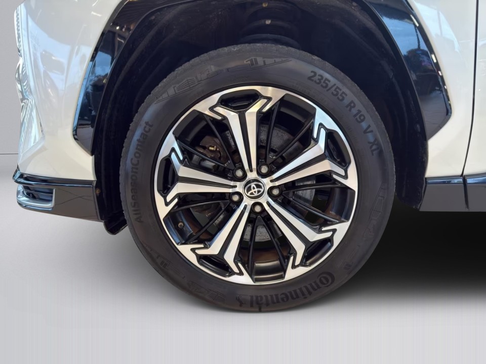 Toyota RAV4 - foto 15