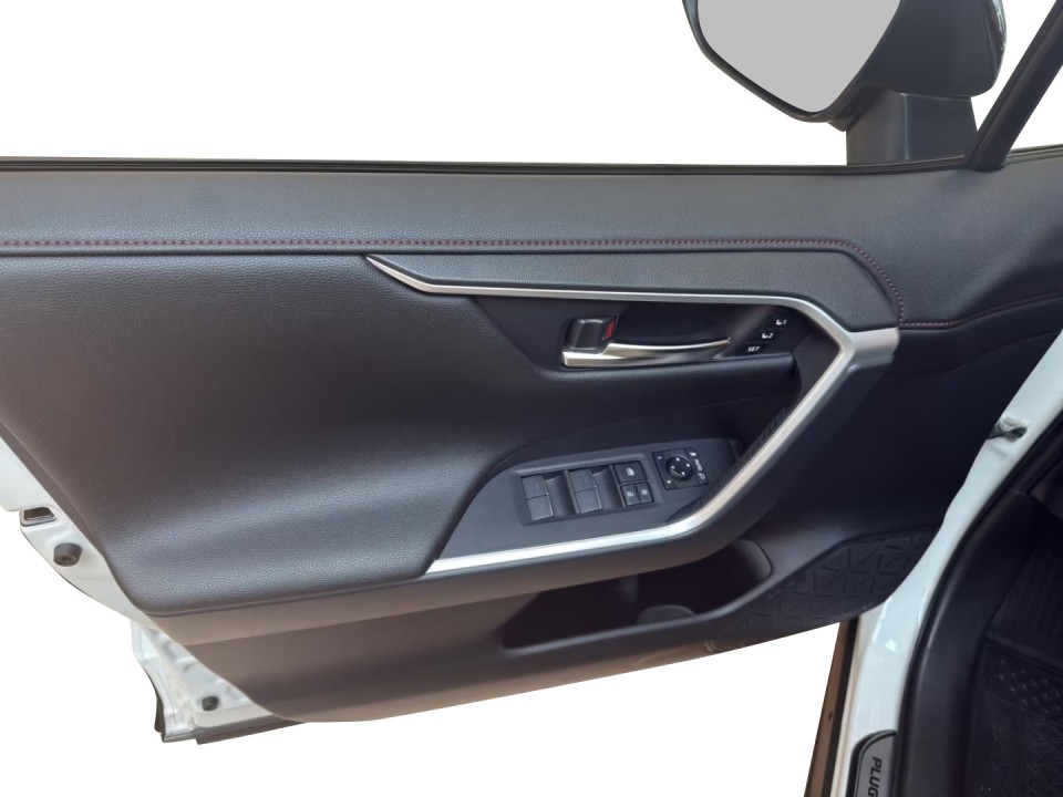 Toyota RAV4 - foto 12