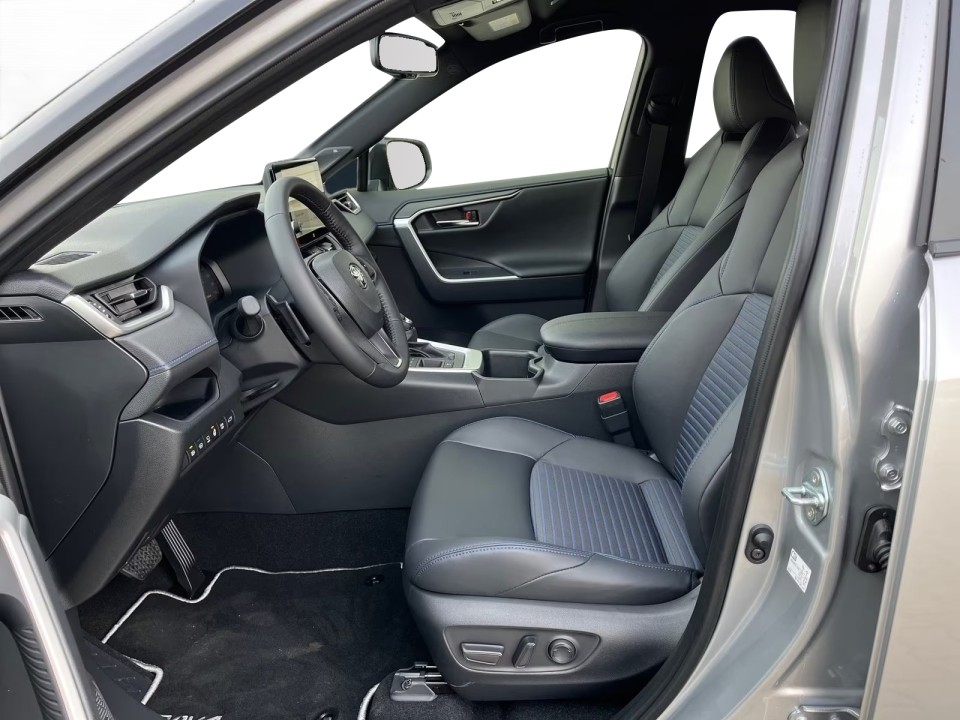 Toyota RAV4 - foto 10