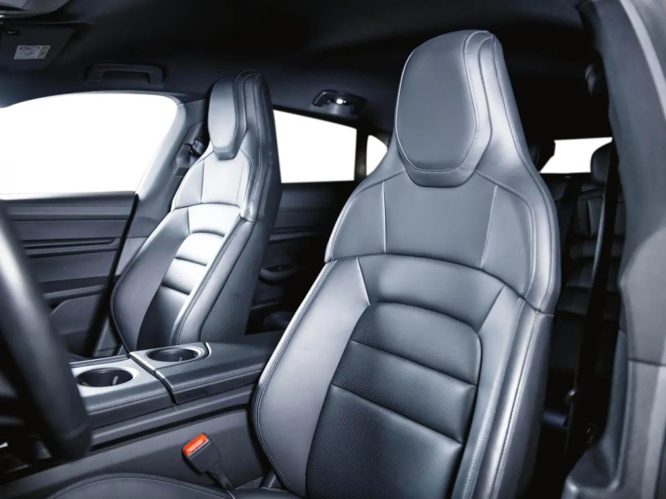 Porsche Taycan Sport Turismo - foto 20