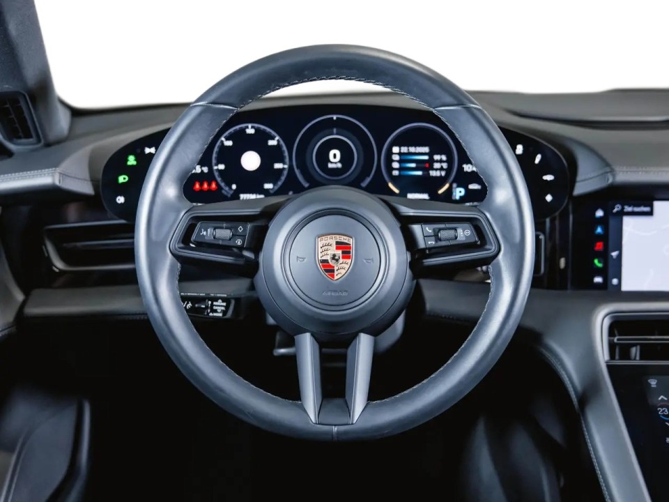 Porsche Taycan Sport Turismo - foto 6