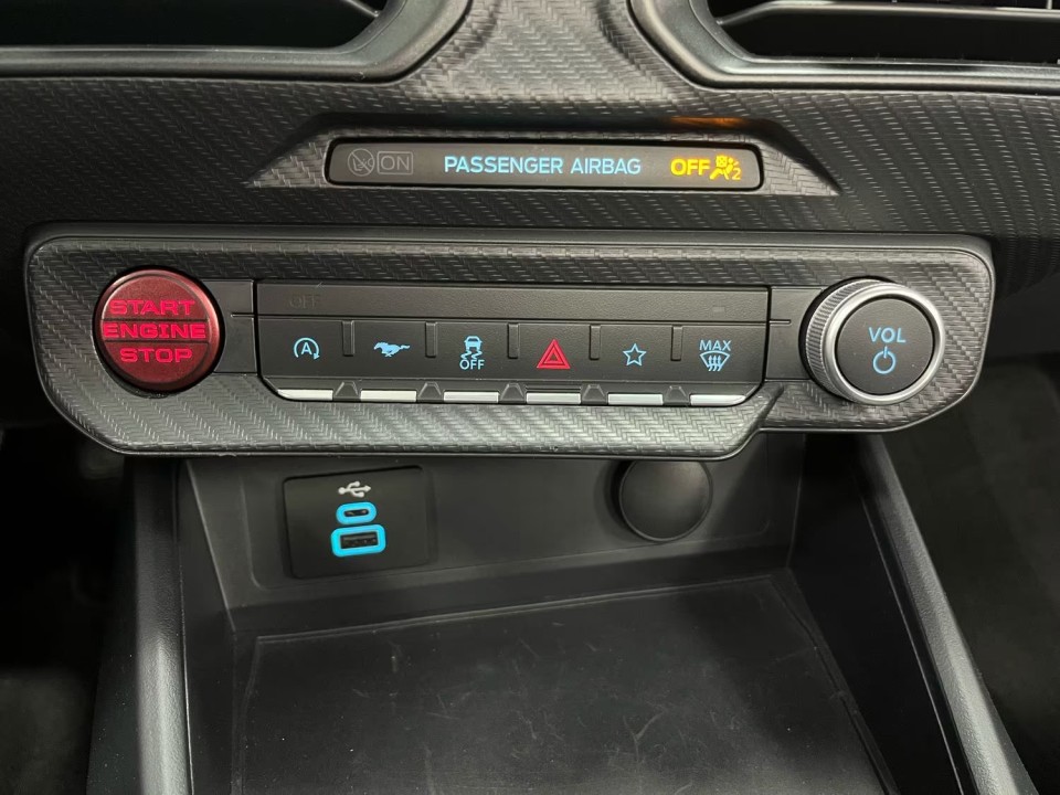 Ford Mustang EcoBoost - foto 17