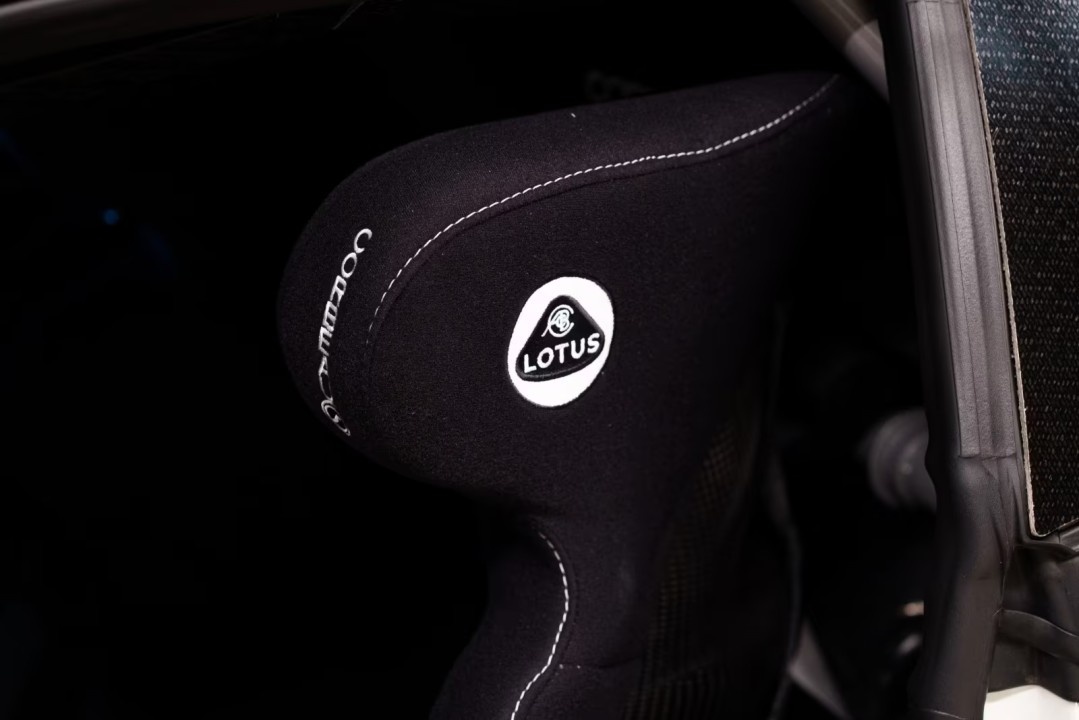 Lotus Emira GT4 - foto 17