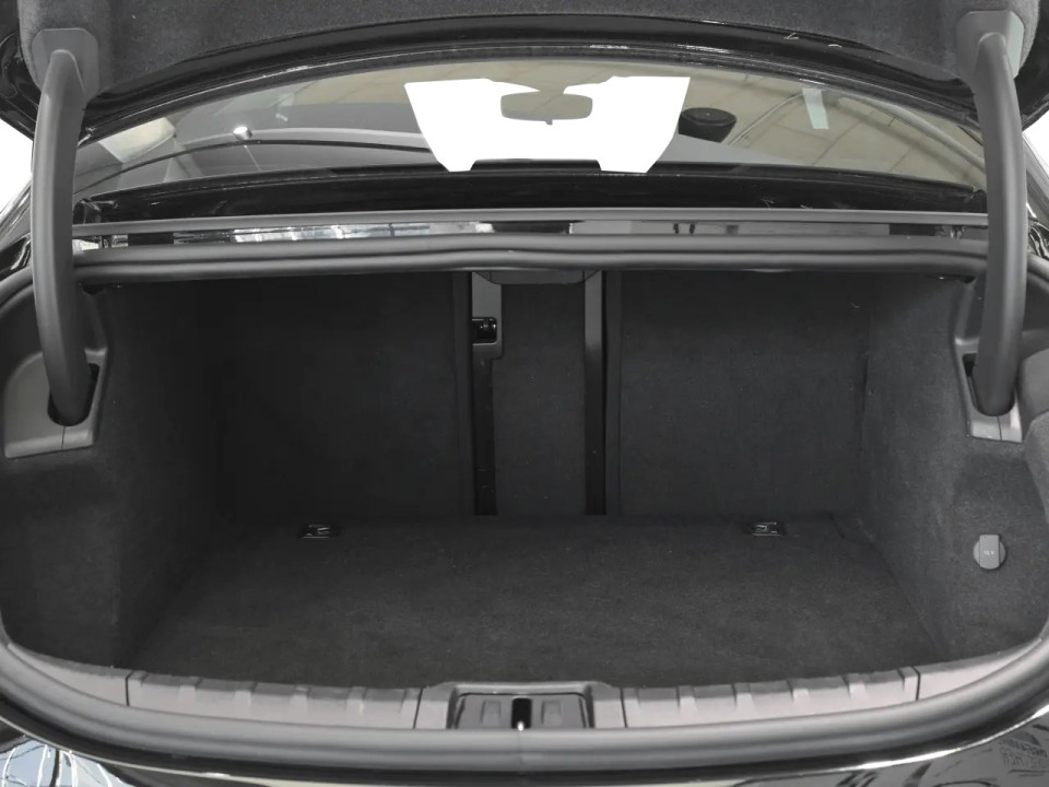 Porsche Taycan - foto 22