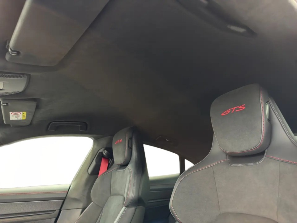 Porsche Taycan GTS - foto 19
