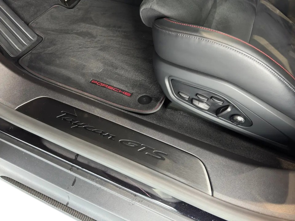 Porsche Taycan GTS - foto 22