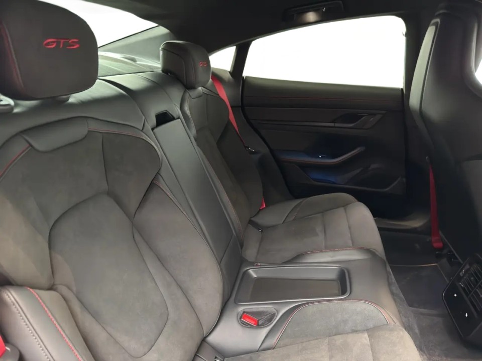 Porsche Taycan GTS - foto 20