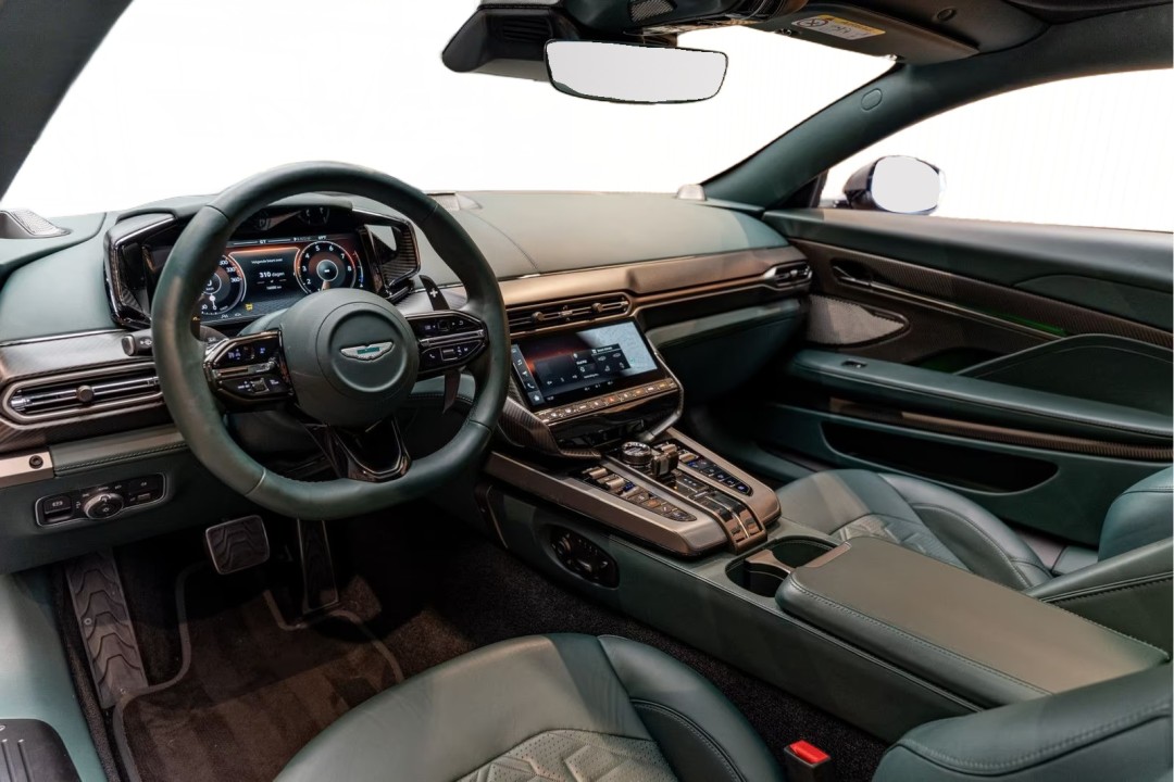 Aston Martin Vanquish - foto 11