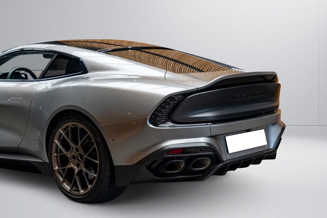 Aston Martin Vanquish - foto 41