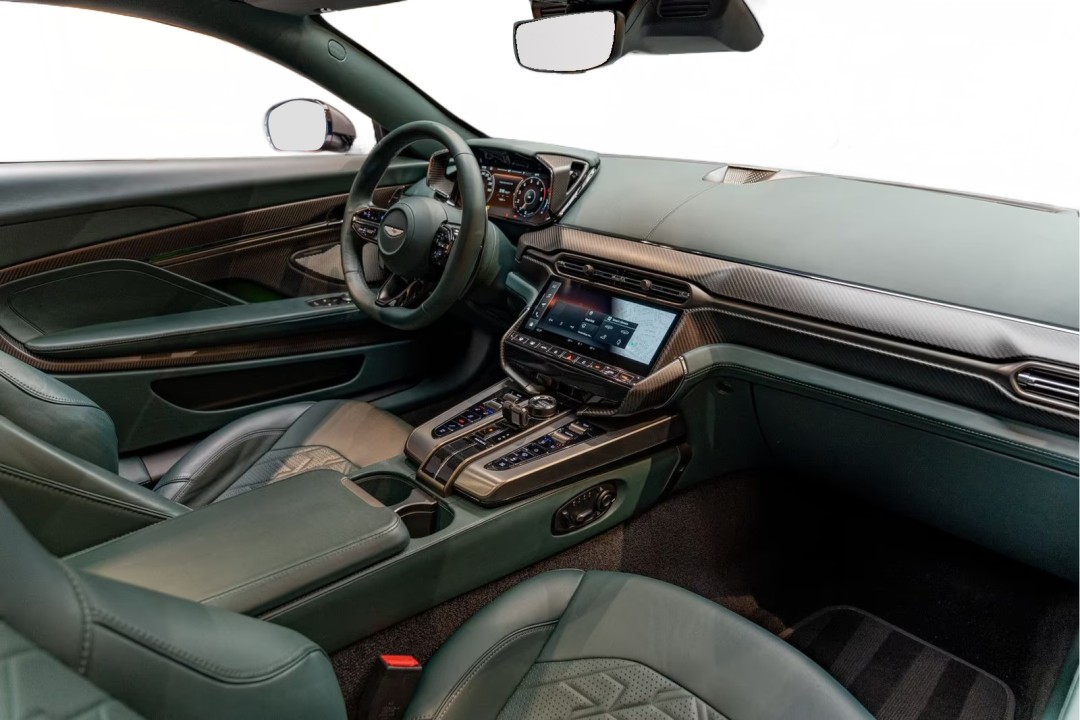 Aston Martin Vanquish - foto 10