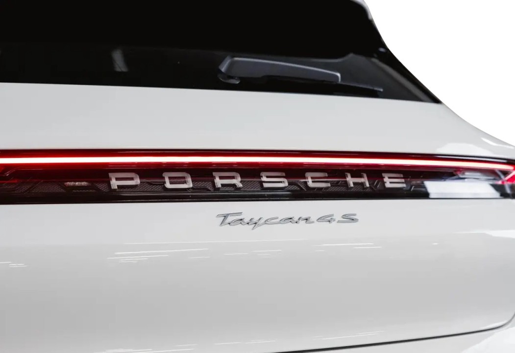 Porsche Taycan 4S Sport Turismo - foto 32