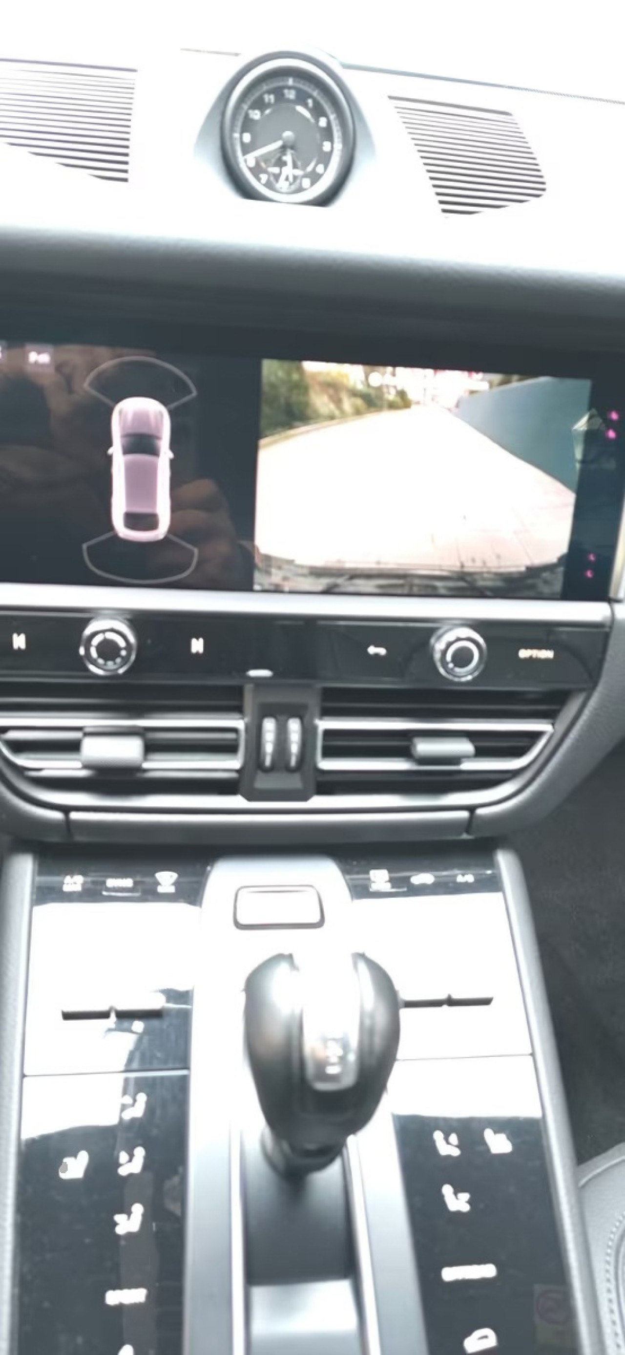 Porsche Macan - foto 12