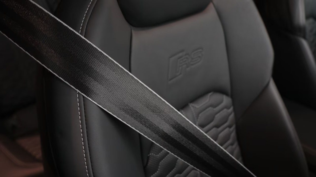 Audi RS6 4.0 TFSI - foto 16