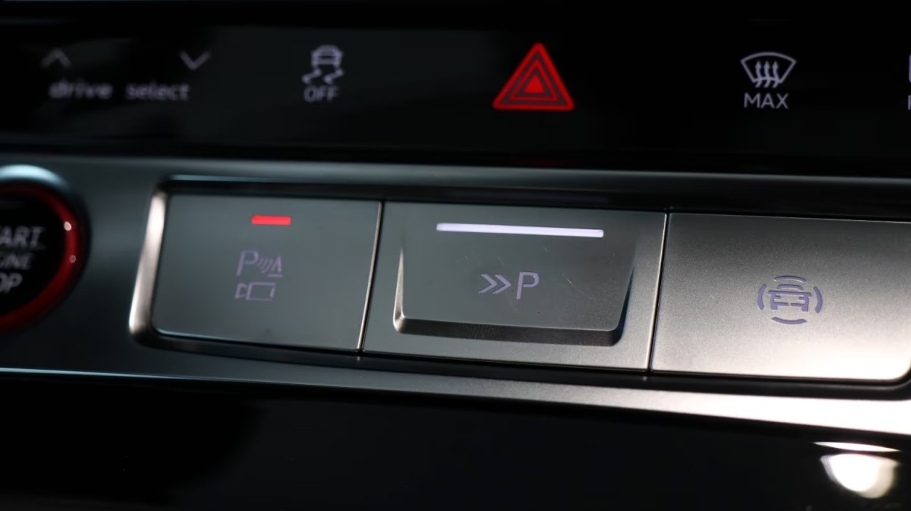 Audi RS6 4.0 TFSI - foto 14