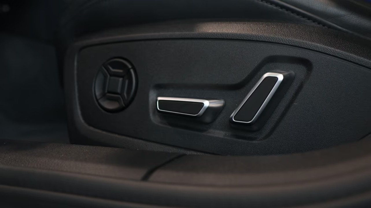 Audi RS6 4.0 TFSI - foto 28