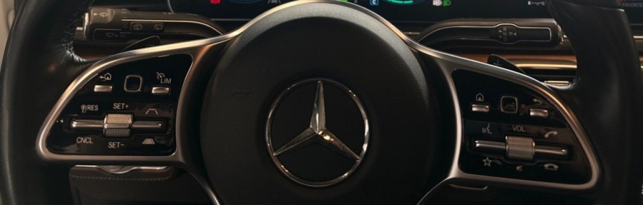 Mercedes-Benz GLE 350de 4MATIC - foto 9