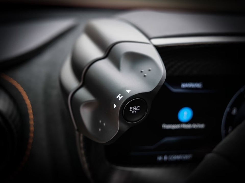 McLaren 750S - foto 14