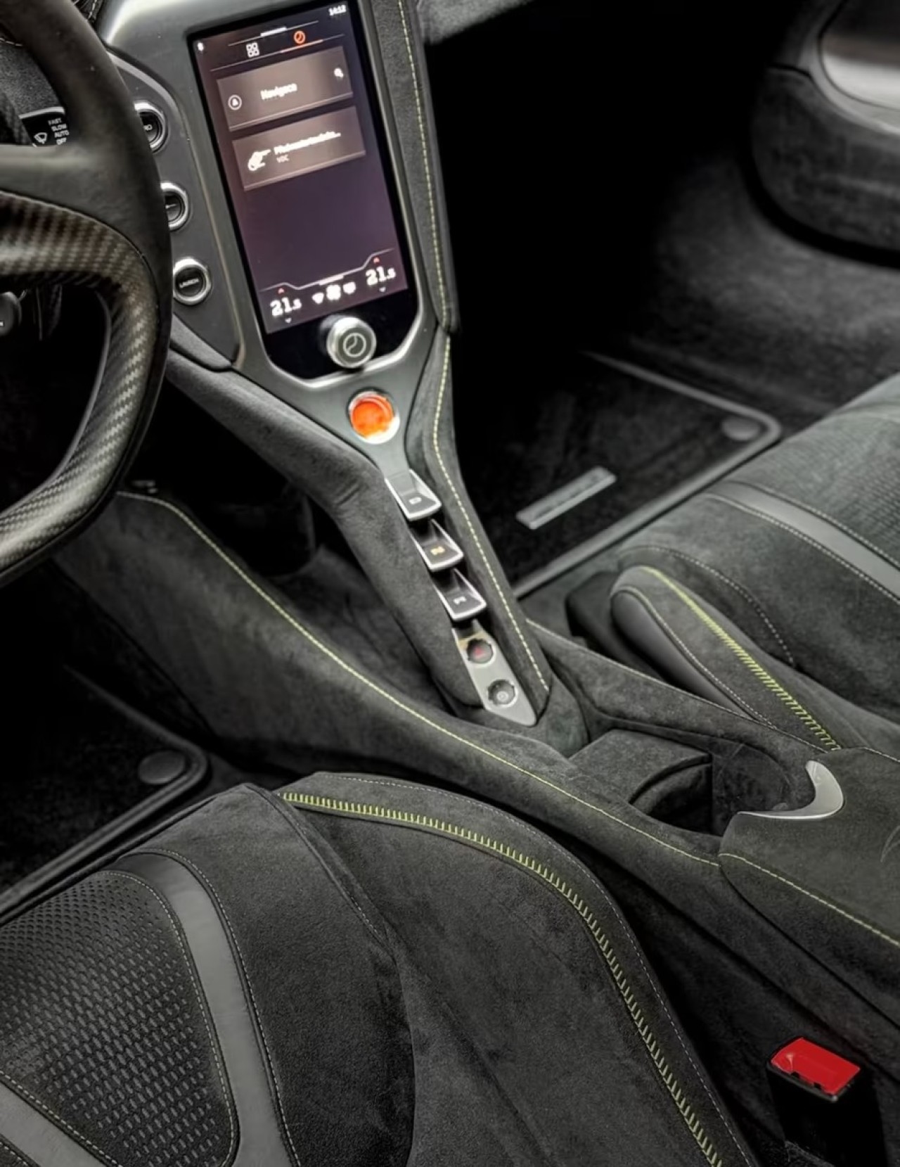 McLaren 750S - foto 8